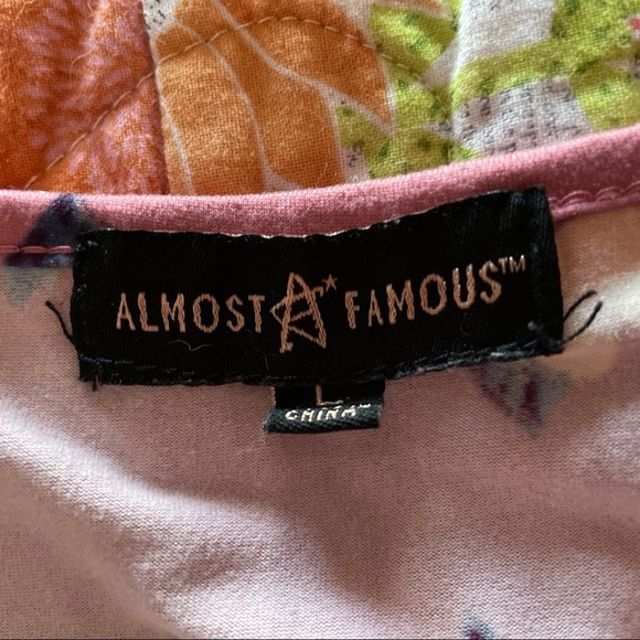 Rose Pattern Top - Picture 4 of 4